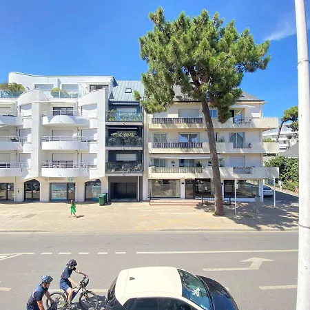 Rénové Lumineux Proche Et Marché, 4 Couchages, Balcon, - Fr-1-245-46